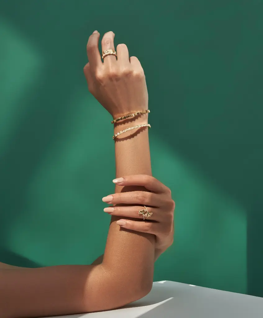 The Muse Diamond Bangle
