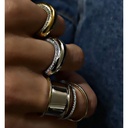 Ring Illusion