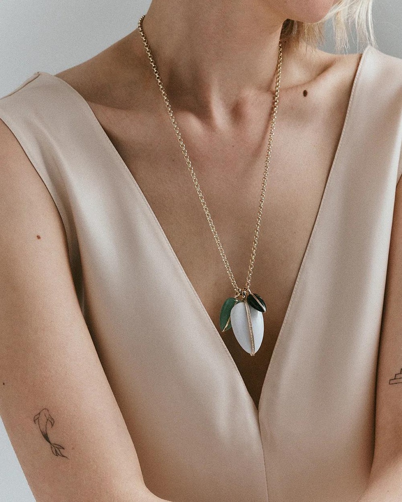 Large Pebble Pendant In Green Aventurine