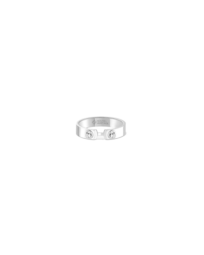 Monday Morning Mood Ring  In White Gold